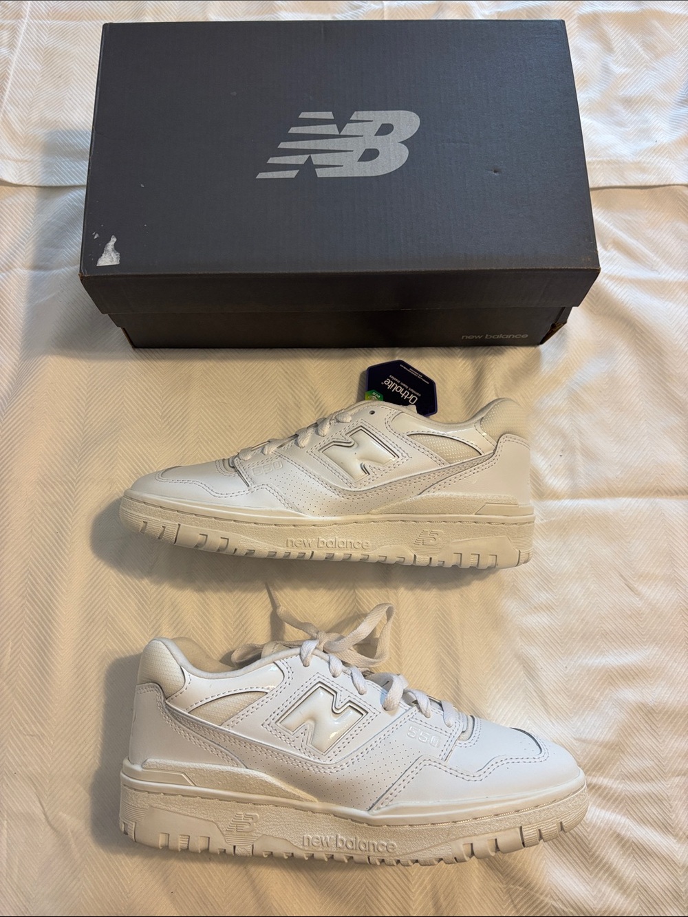 NEW New Balance 550 White Leather Low-Top Sneakers Sz 8